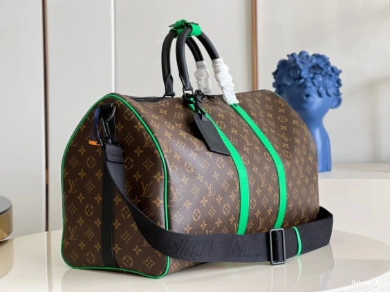 VUITTON 50 LOUIS BANDOULIÈRE KEEPALL 1222